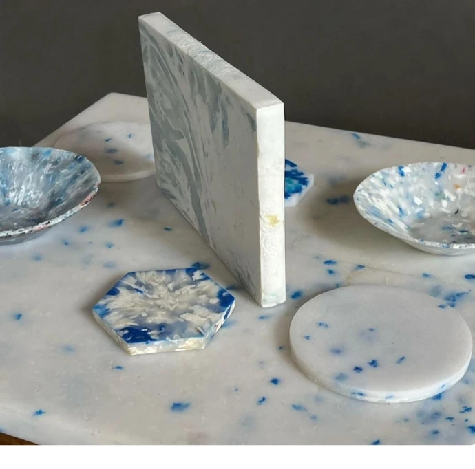 Unique marbled pattern on a sustainable product—no two Semula Asia recycled pieces are ever the same.