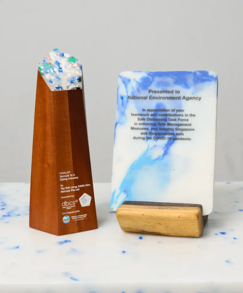 Plaques and Award Trophies